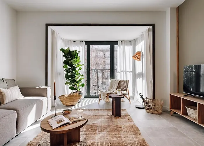 Aldeire - 2 Bedrooms, Office In Eixample Esquerra Apartment