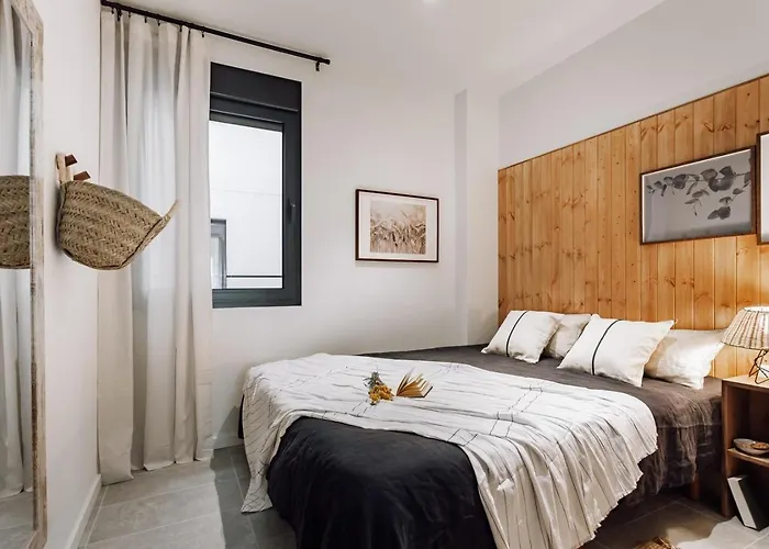 Aldeire - 2 Bedrooms, Office In Eixample Esquerra