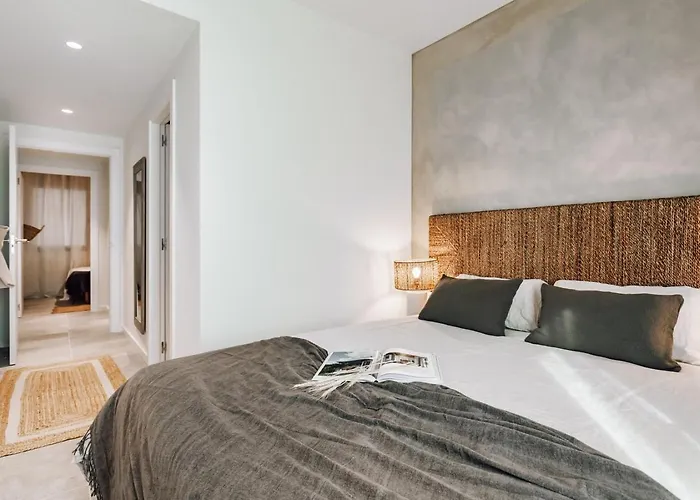 Aldeire - 2 Bedrooms, Office In Eixample Esquerra * Barcelona